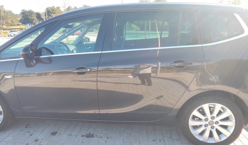 
								OPEL Zafira Tourer 1.6 CDTi SS Excellence full									