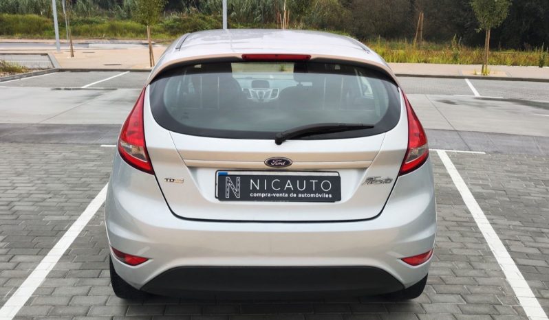 
								FORD Fiesta 1.4 TDCi Ghia full									