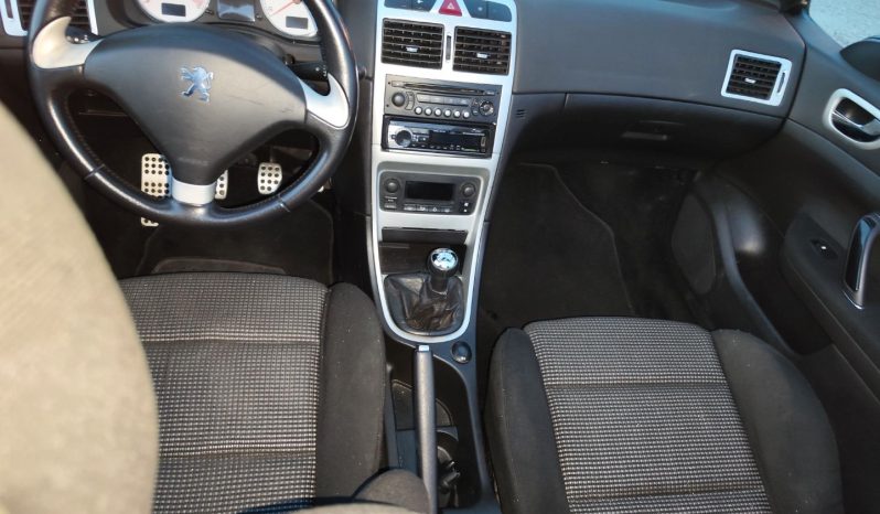 
								PEUGEOT 307 CC 1.6 16v full									