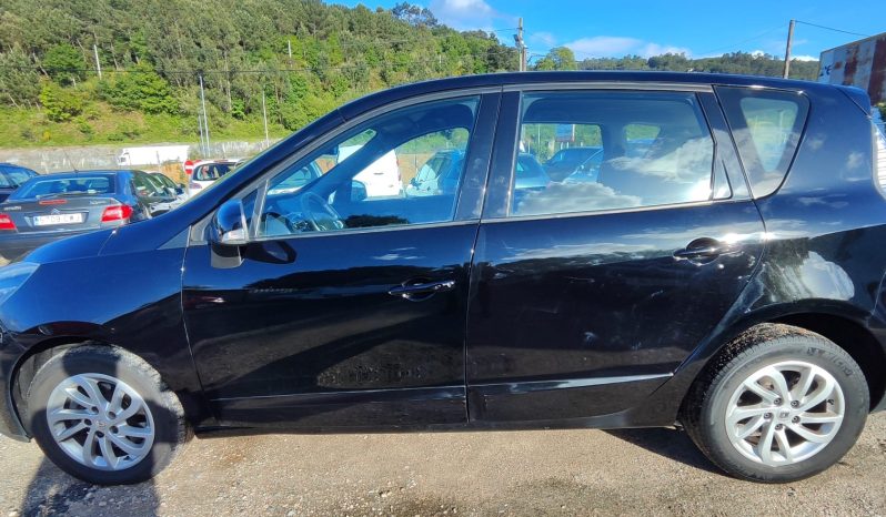 
								REANULT MEGANE SCENIC III full									